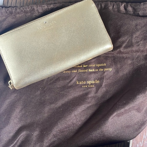 Kate spade wallet - Picture 1 of 4